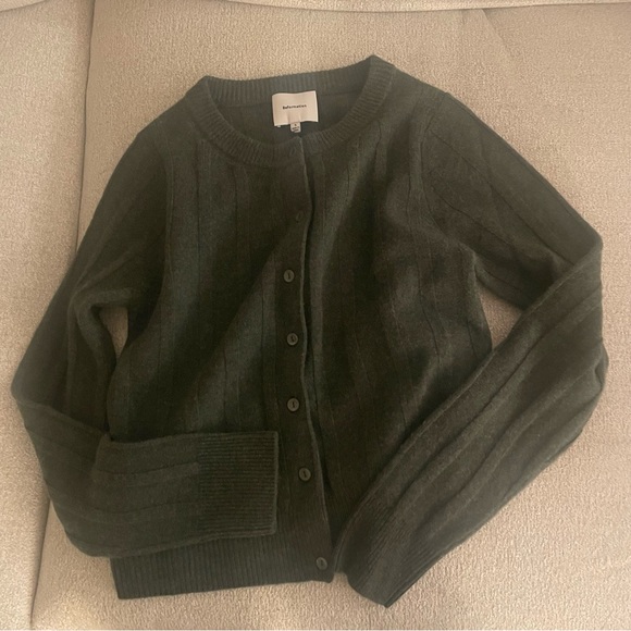 NWT Reformation Hannah Crew Cardigan in Thyme - Picture 9 of 9